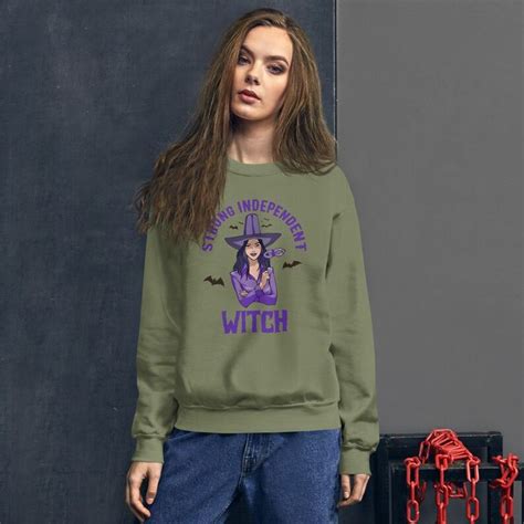 Excellent witch pullover
